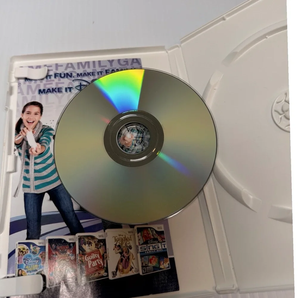 Disney Epic Mickey Video Game 2010 for Nintendo Wii Complete with Case‎ and Disc